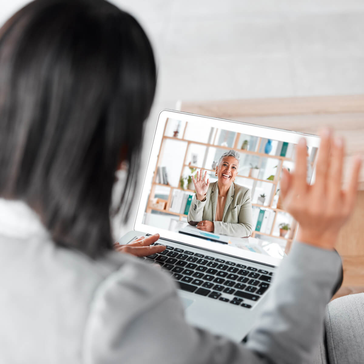 Darstellung einer Online-CME-Fortbildung auf dem Laptop Bildschirm